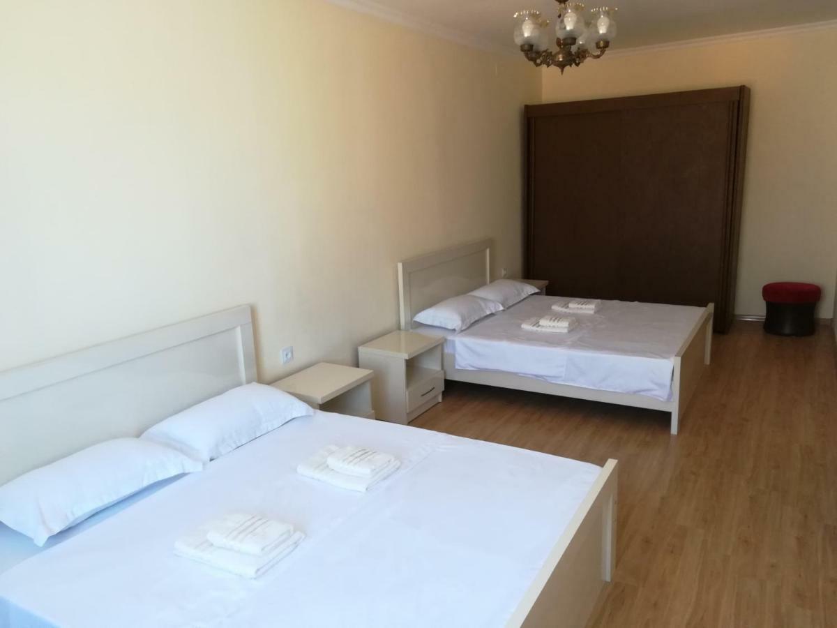 West House Ξενοδοχείο Kobuleti Εξωτερικό φωτογραφία